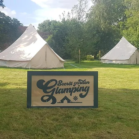 Secret Garden Glamping African Themed Tent Hotel Newark-on-Trent  Exterior photo